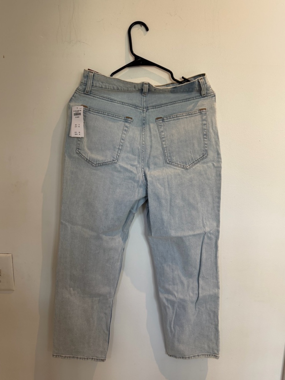 A&F Curve Love Ultra High Rise Ankle Straight Jean - Picture 3 of 3